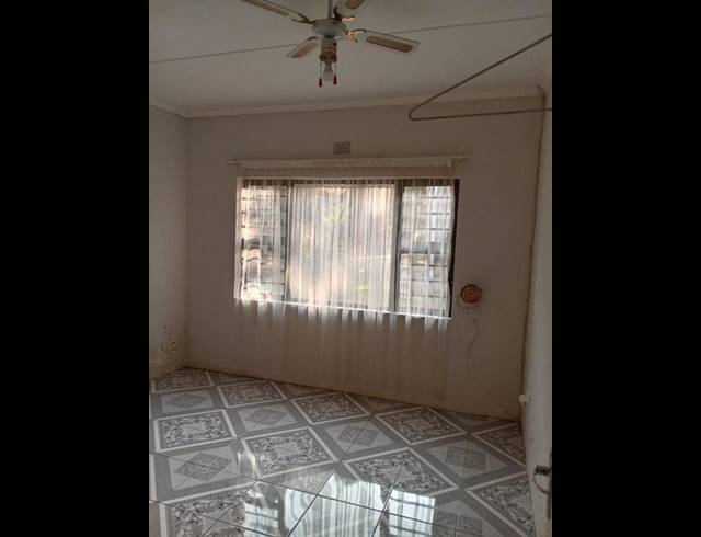 3 BEDROOM PROPERTY TO RENT IN PALM BEACH